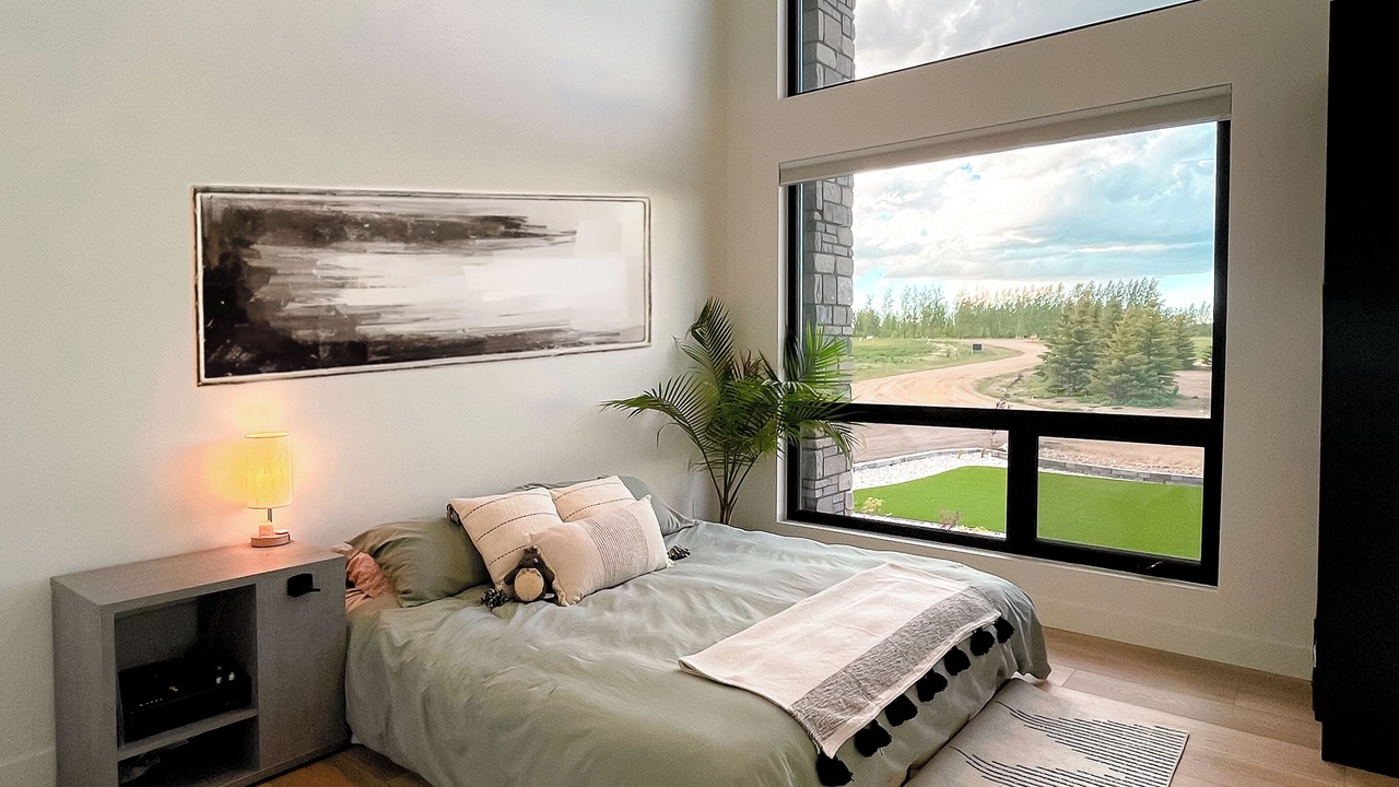 Photo of Bedroom in White City