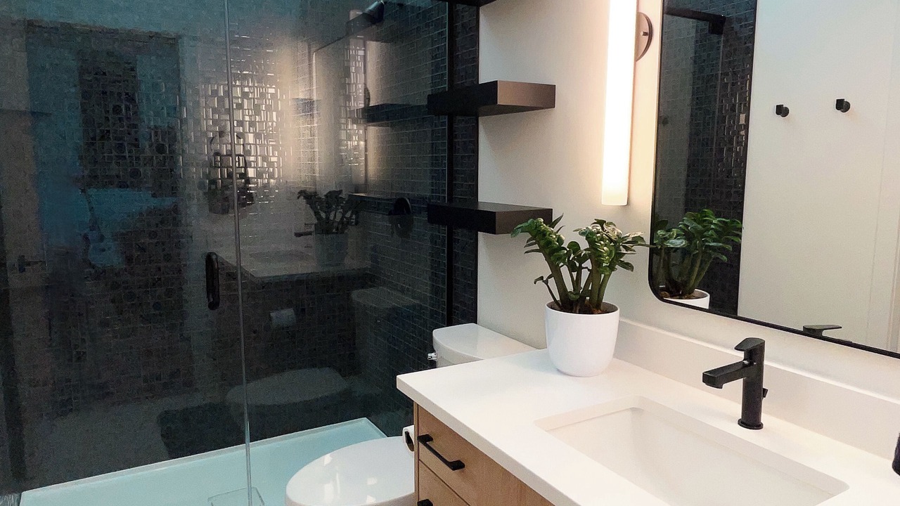 Photo of Bathroom in White City