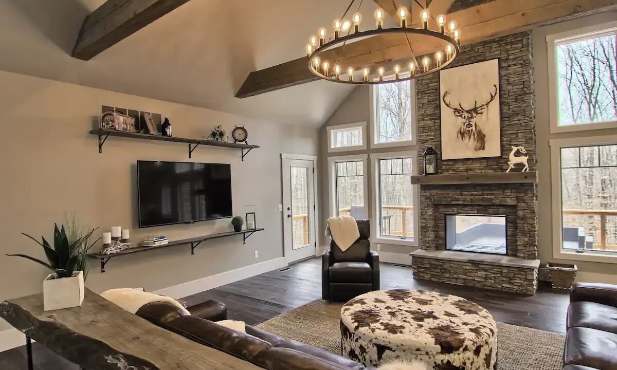 Photo of Livingroom in Boyne City