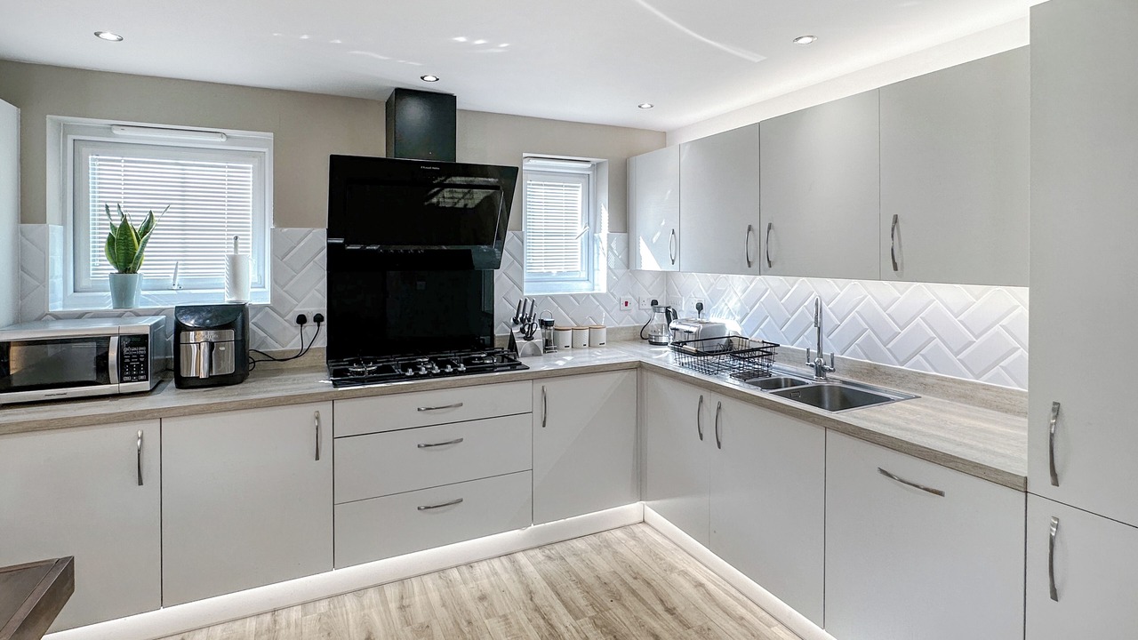 Photo of Kitchen in Catcliffe