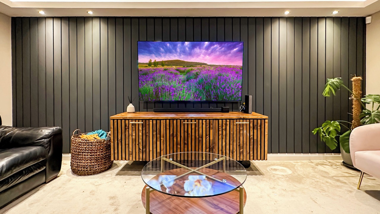 Photo of Livingroom in Catcliffe