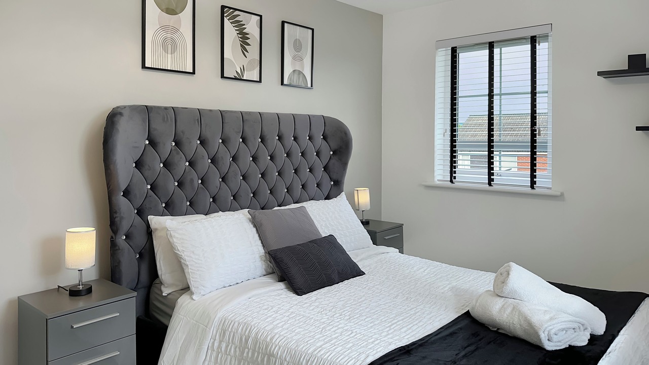 Photo of Bedroom in Catcliffe