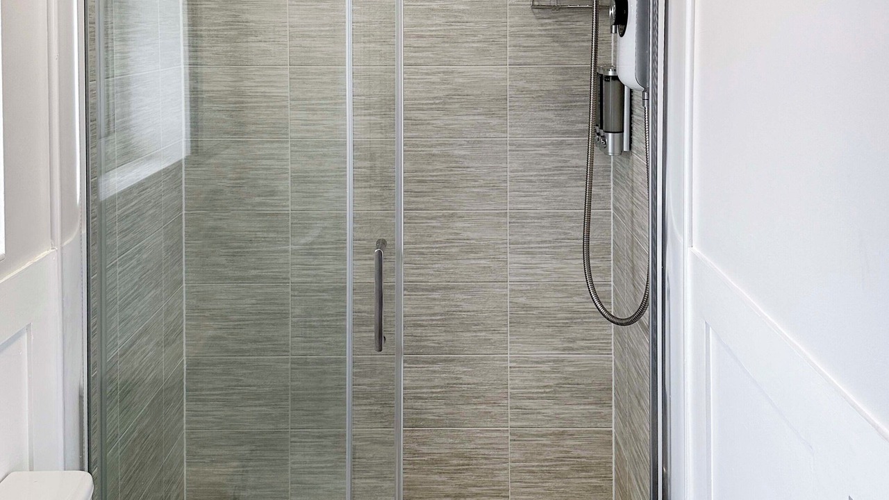 Photo of Bathroom in Catcliffe