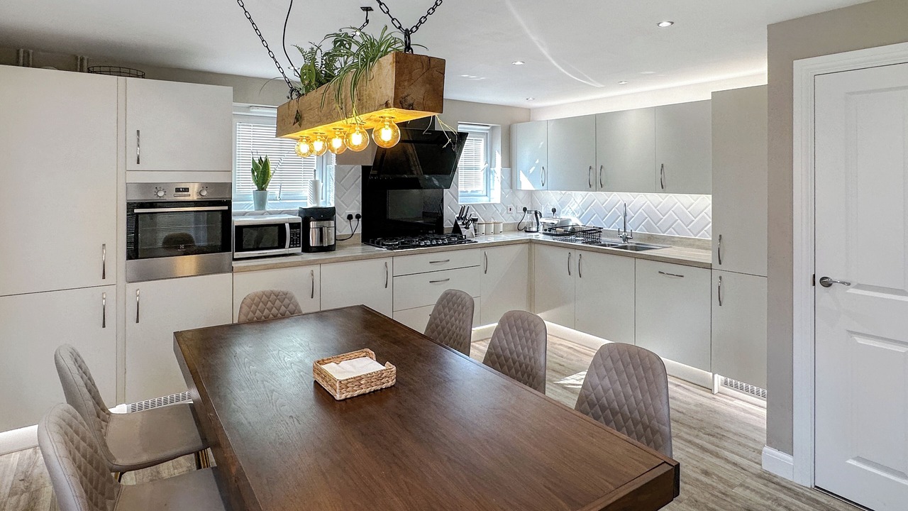 Photo of Kitchen in Catcliffe