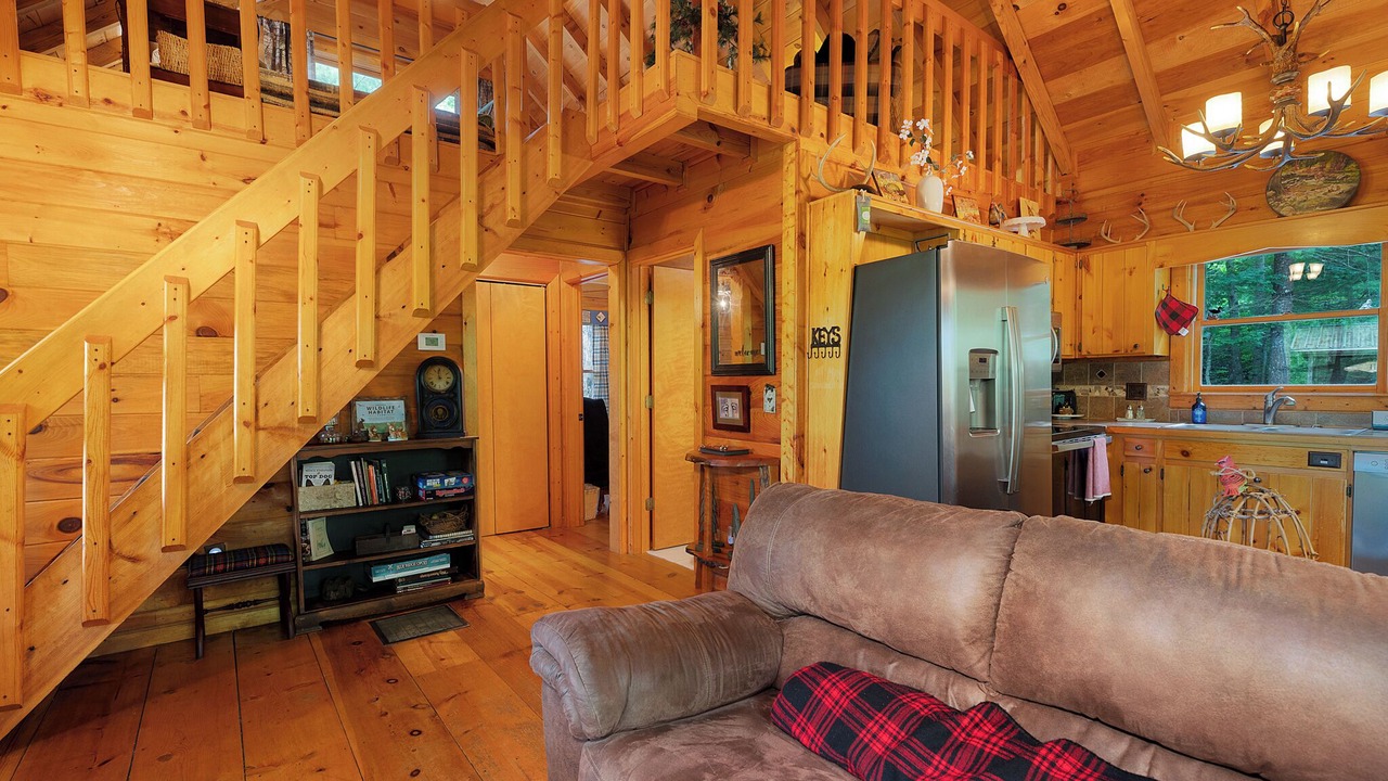 Photo of Bedroom in Hidden Lake