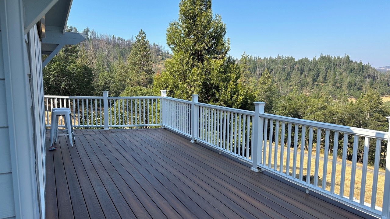 Photo of Patio Balcony in Eagle Point