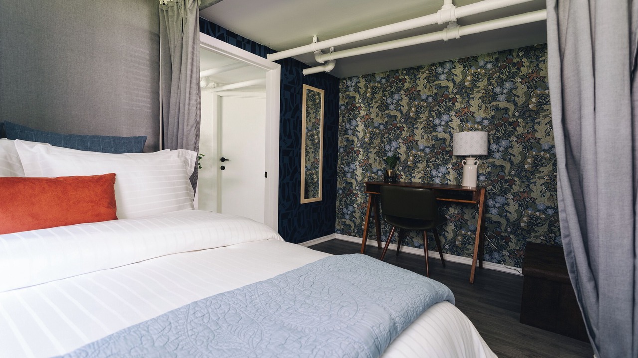 Photo of Bedroom in Irving Park East