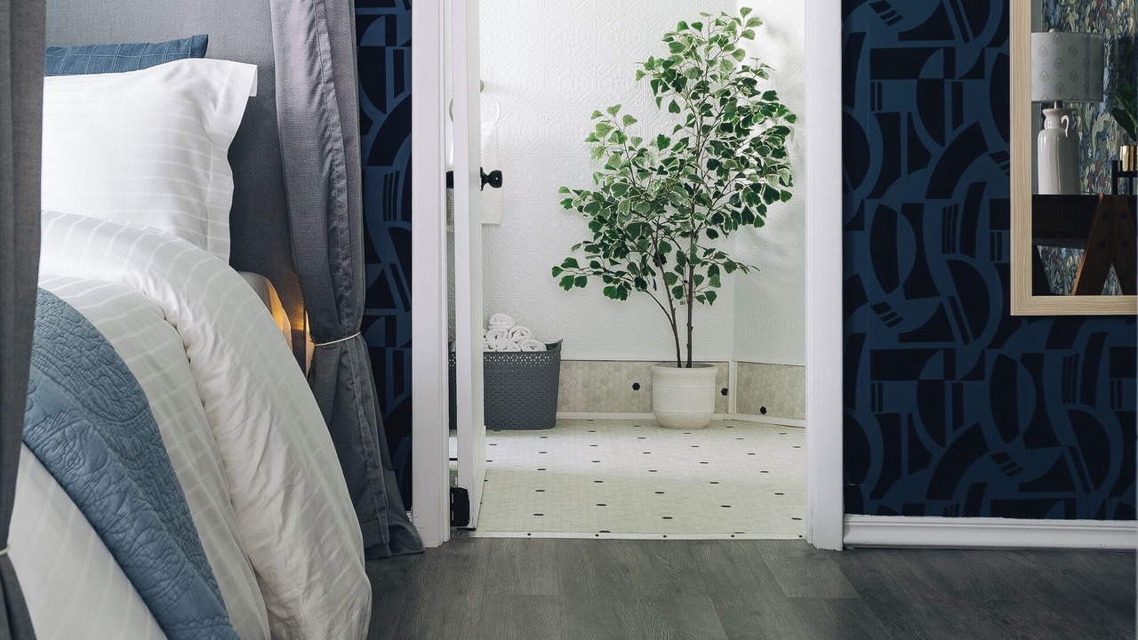 Photo of Bedroom in Irving Park East