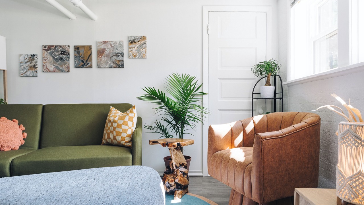 Photo of Livingroom in Irving Park East