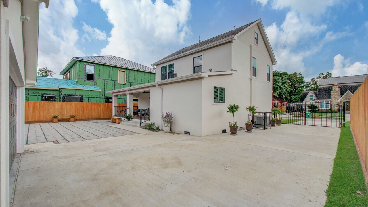 Photo of Outdoor in Riverside Terrace