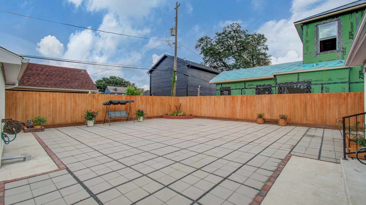 Photo of Patio Balcony in Riverside Terrace