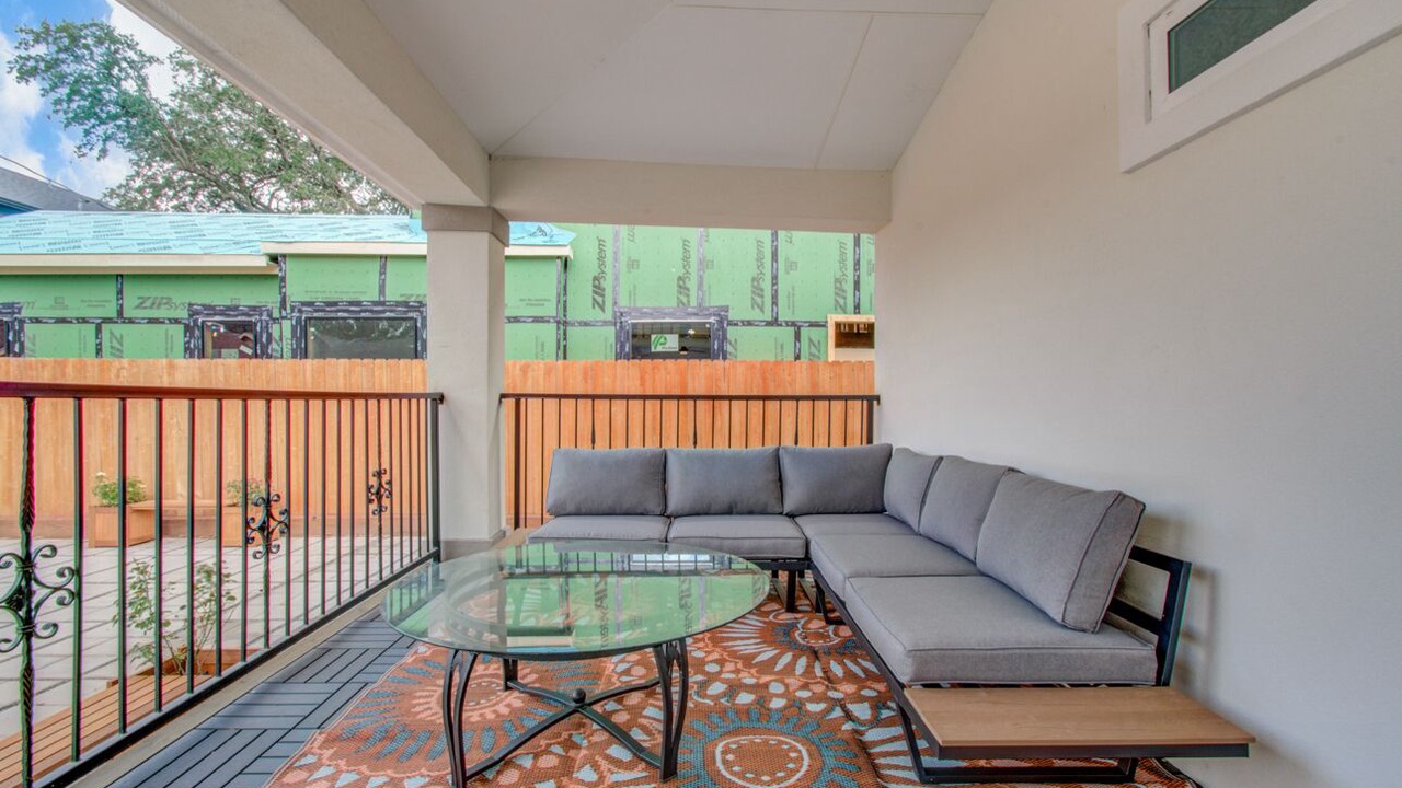 Photo of Patio Balcony in Riverside Terrace