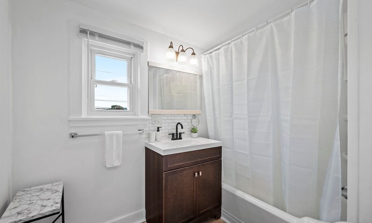 Photo of Bathroom in Natrona Heights