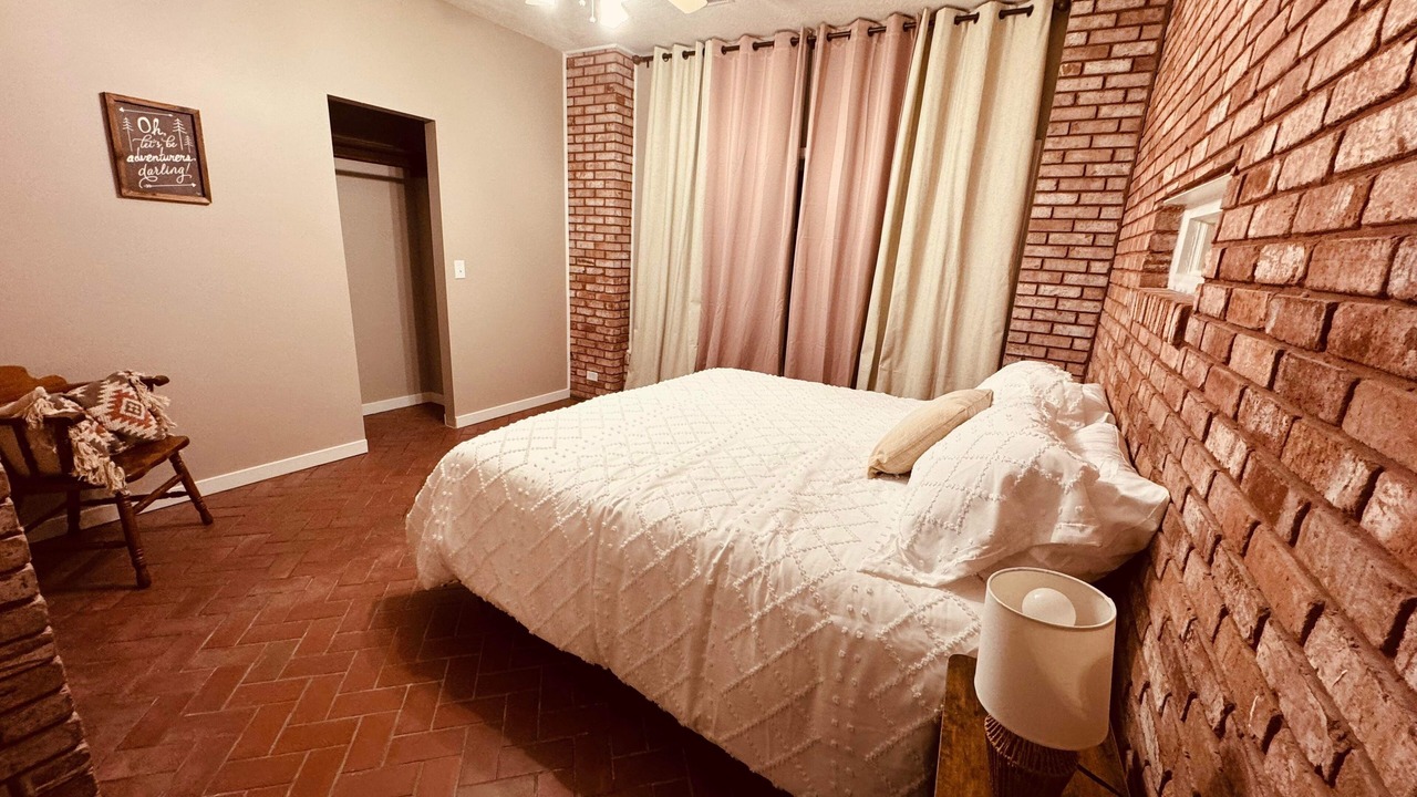 Photo of Bedroom in Mountain View