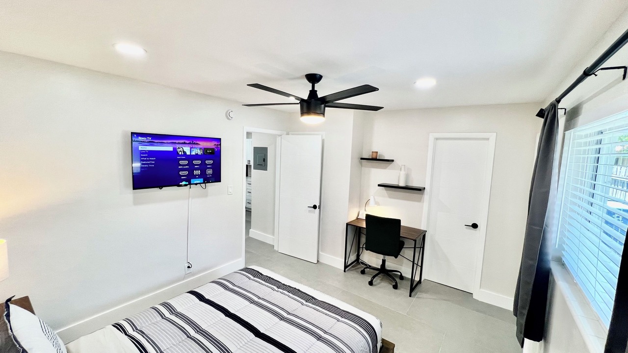 Photo of Bedroom in Lake Ridge