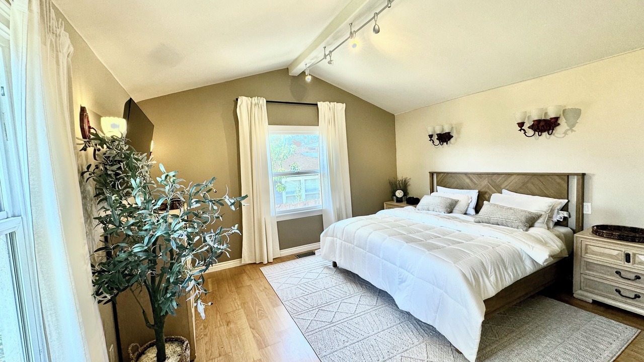 Photo of Bedroom in Mount Helix