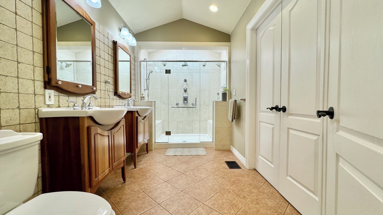 Photo of Bathroom in Mount Helix