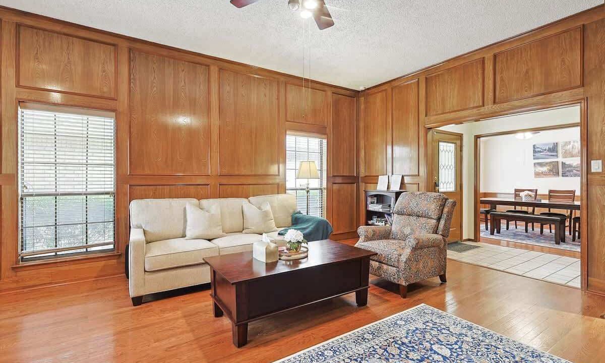 Photo of Livingroom in South Arlington