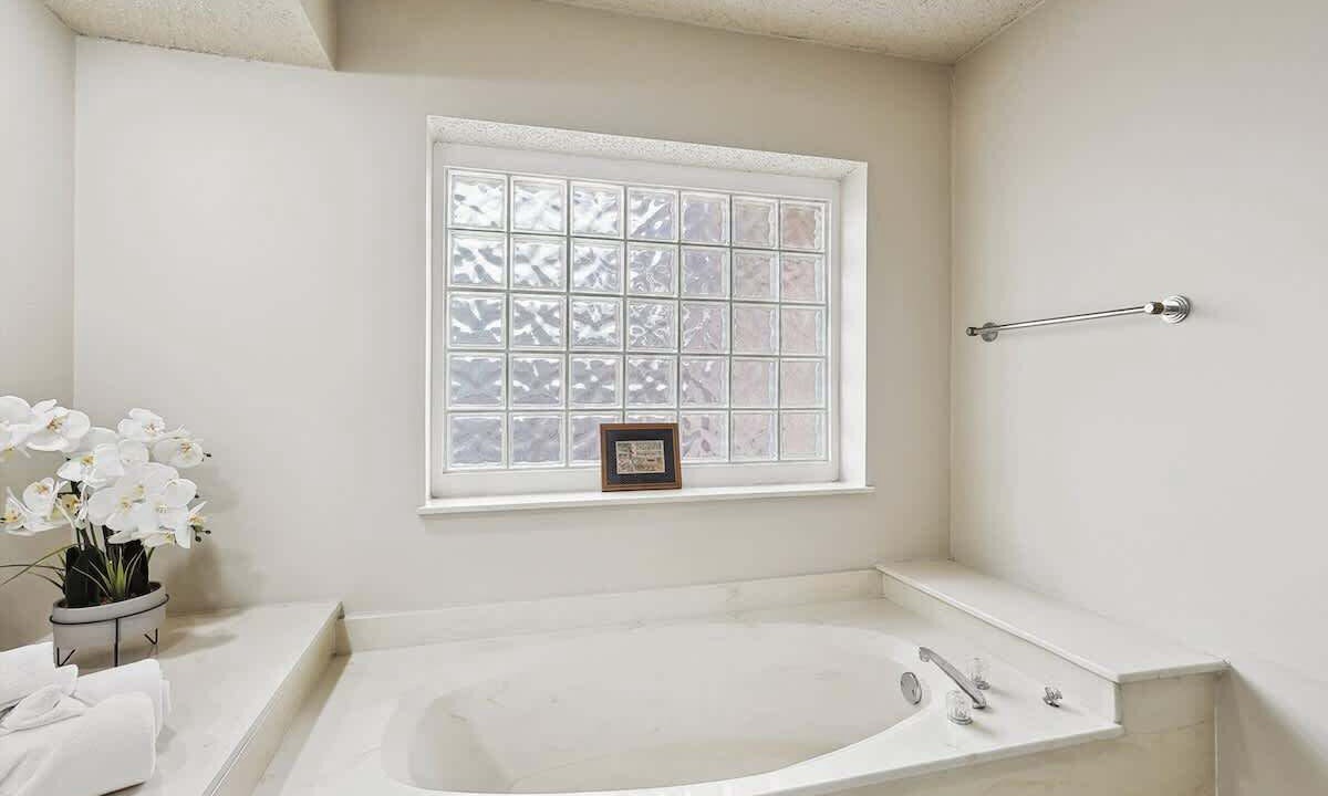 Photo of Bathroom in South Arlington
