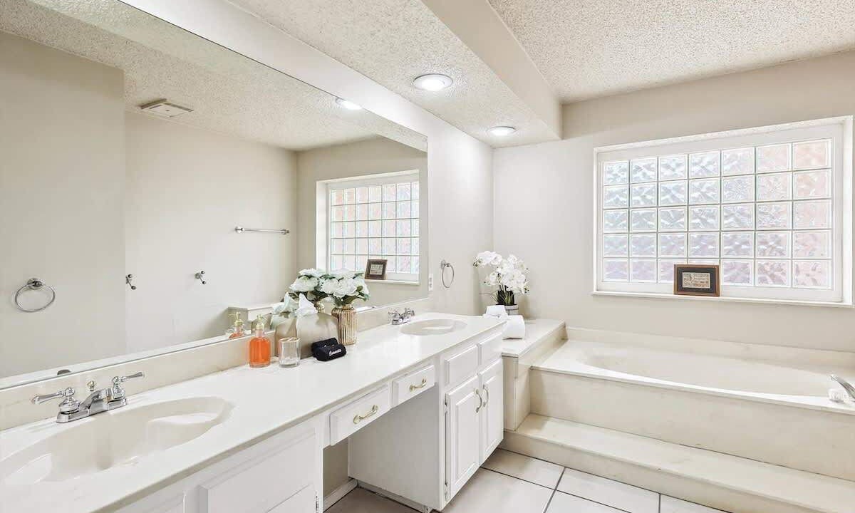 Photo of Bathroom in South Arlington