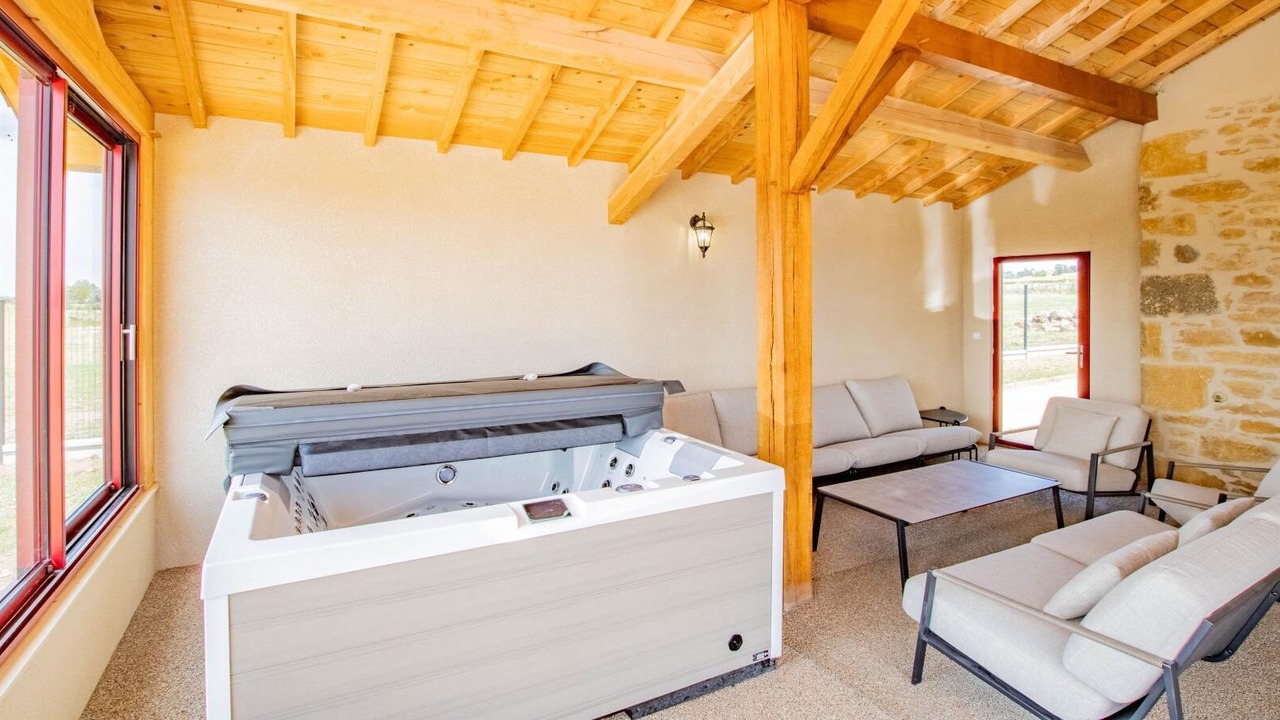 Photo of Others in Iguerande