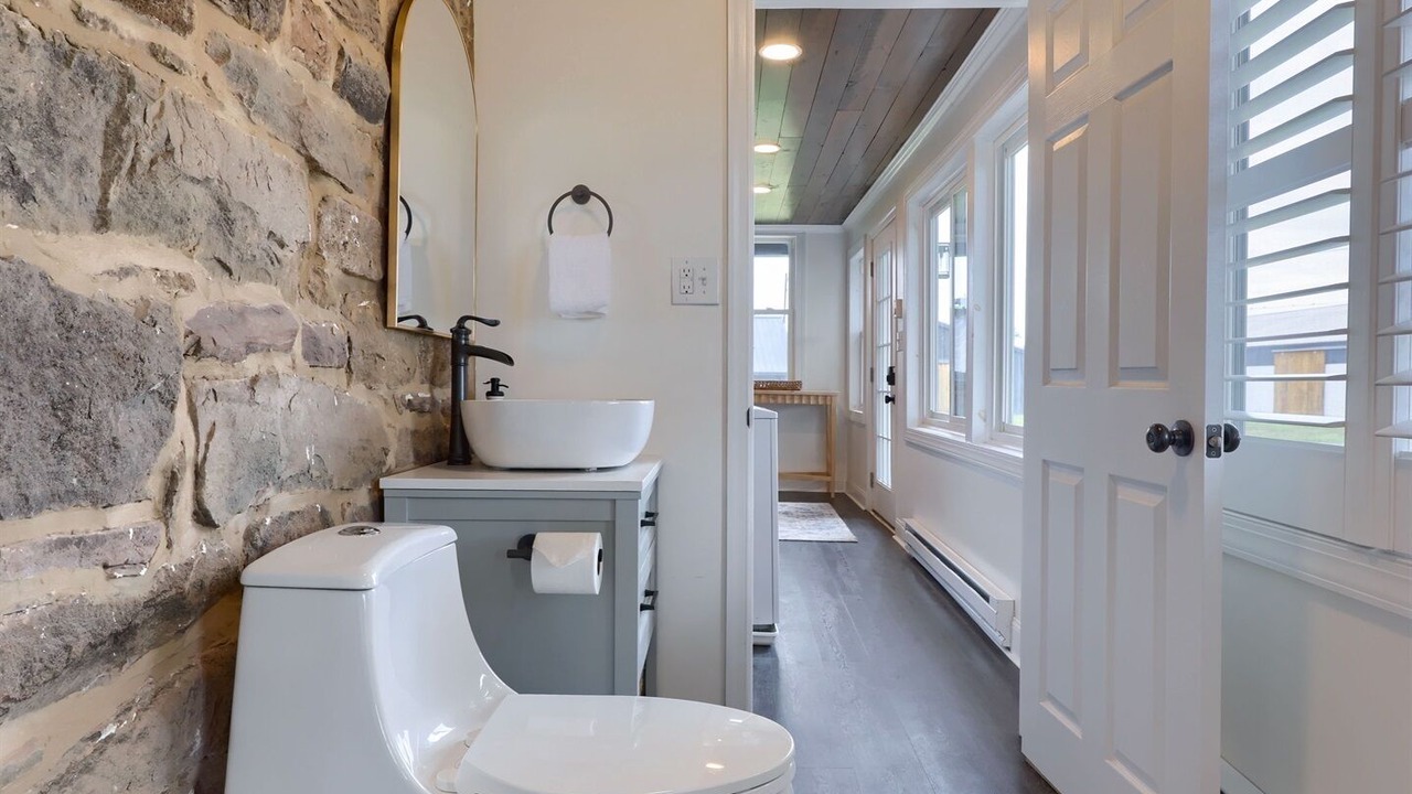 Photo of Bathroom in Uniontown