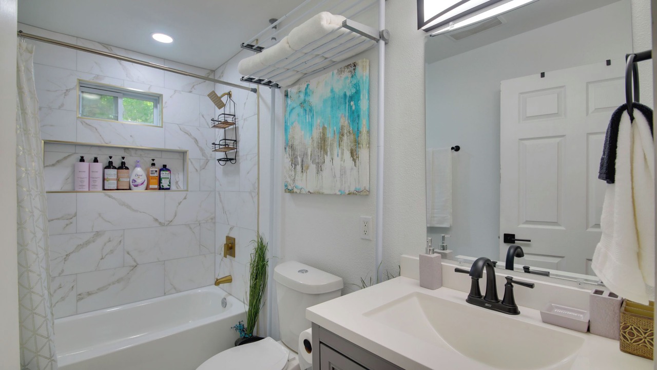 Photo of Bathroom in Dawson
