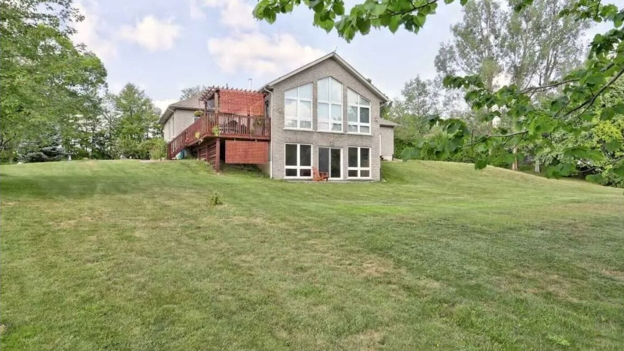 Photo of Outdoor in Colborne