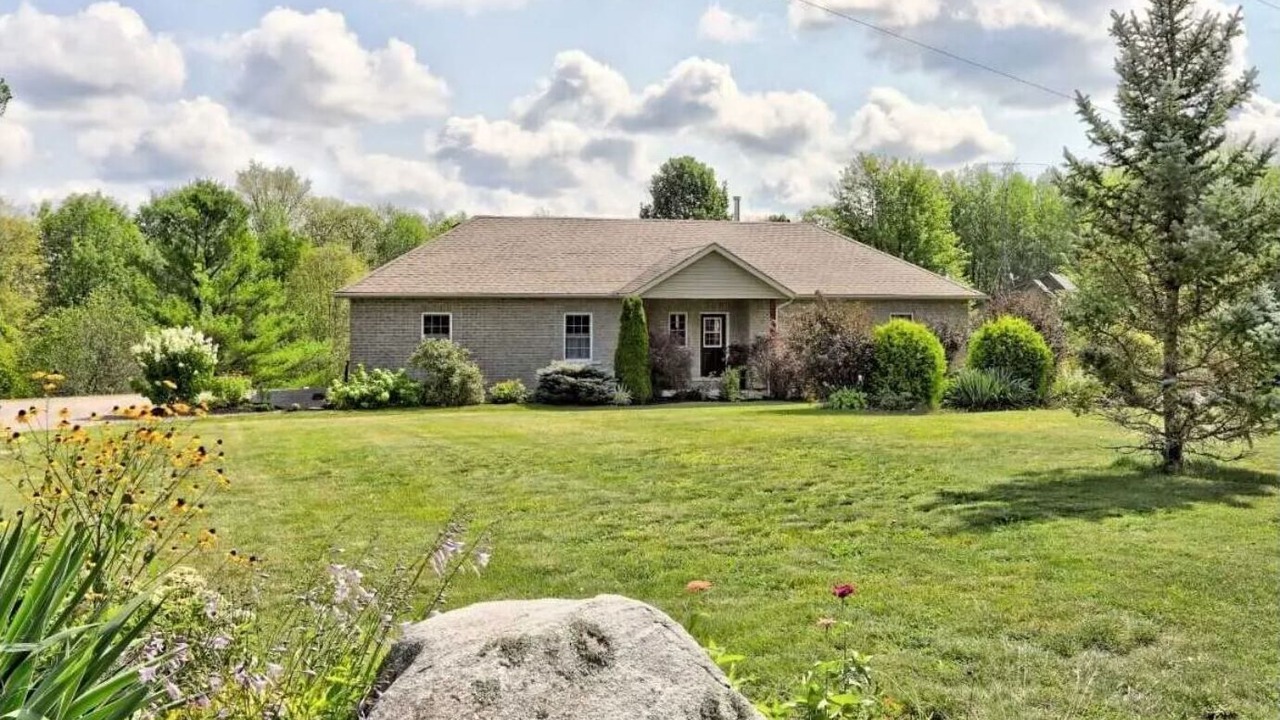Photo of Outdoor in Colborne