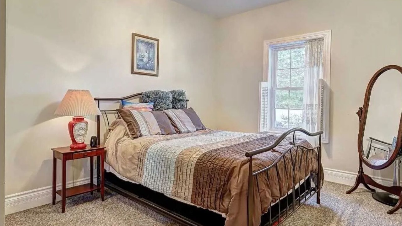Photo of Bedroom in Colborne