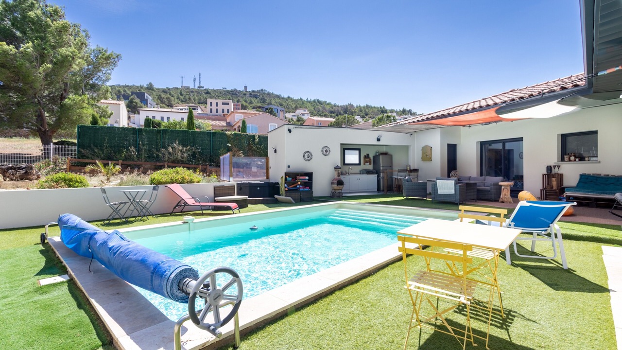 Photo of Outdoor in Treilles