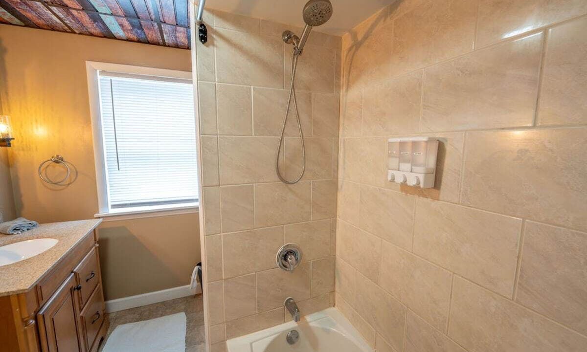 Photo of Bathroom in Jersey Shore