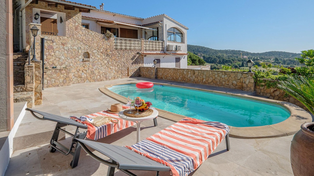 Photo of Outdoor in Vall-Llobrega