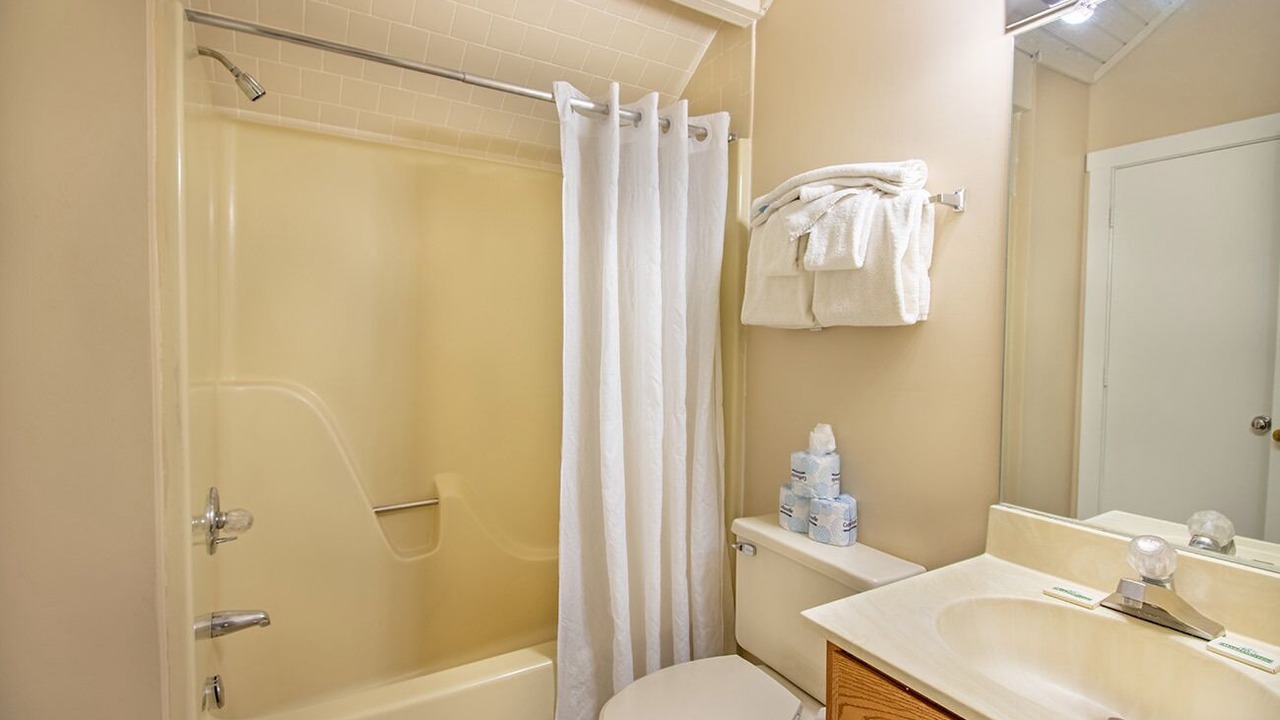Photo of Bathroom in Massanutten