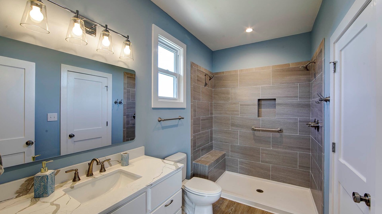 Photo of Bathroom in Sunset Village
