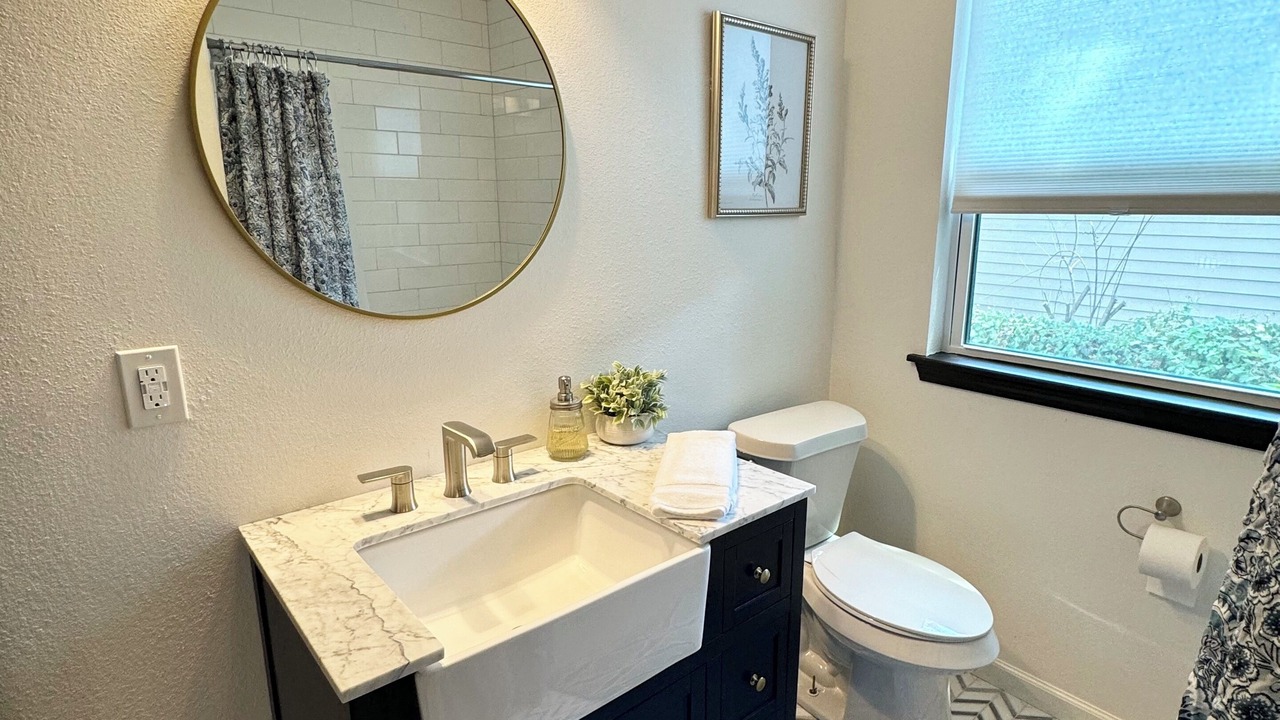 Photo of Bathroom in East Riverside