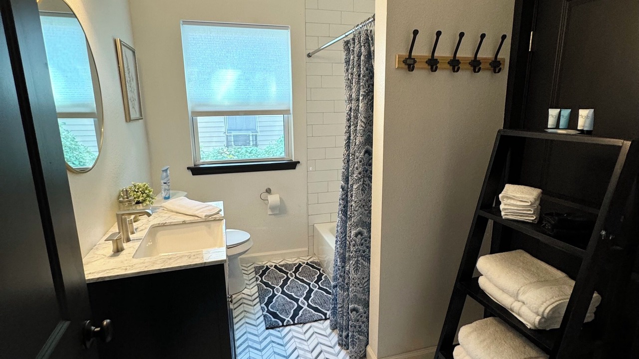 Photo of Bathroom in East Riverside