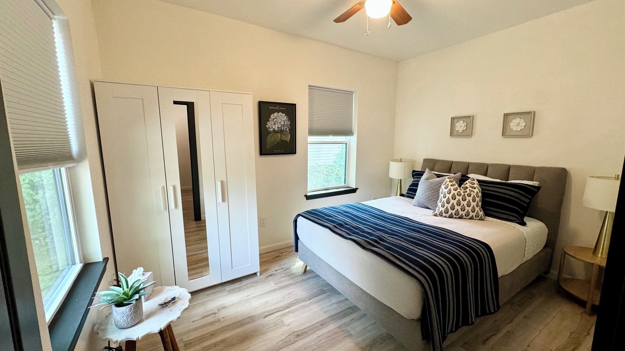 Photo of Bedroom in East Riverside