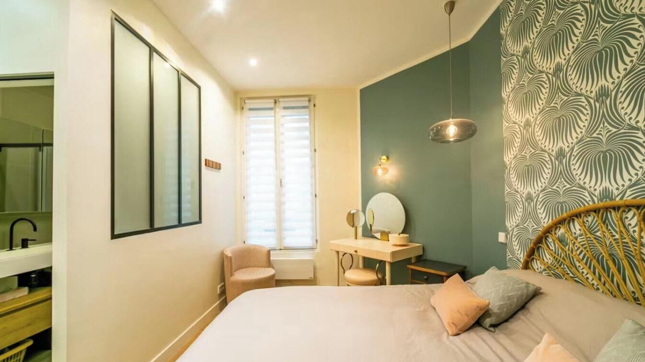 Photo of Bedroom in Clignancourt