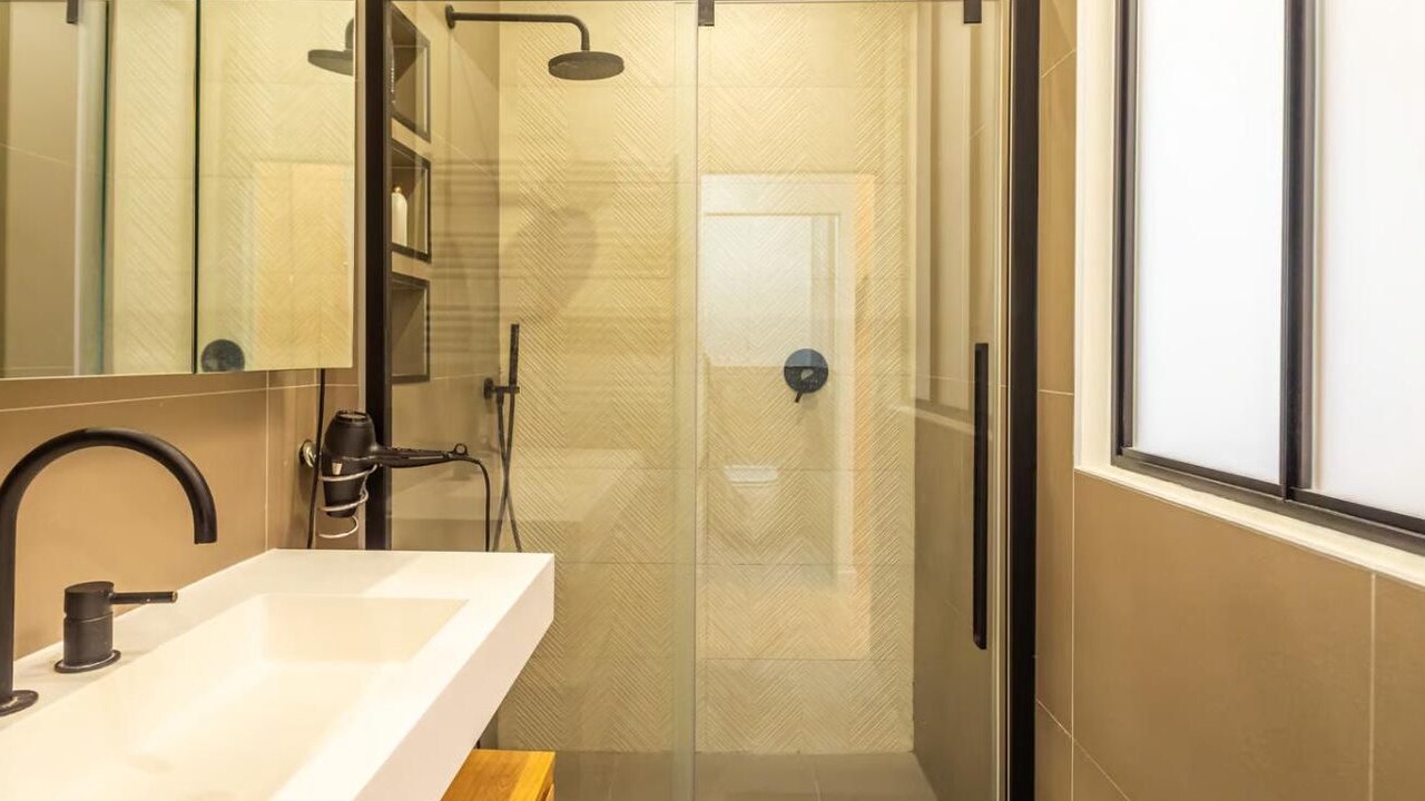 Photo of Bathroom in Clignancourt