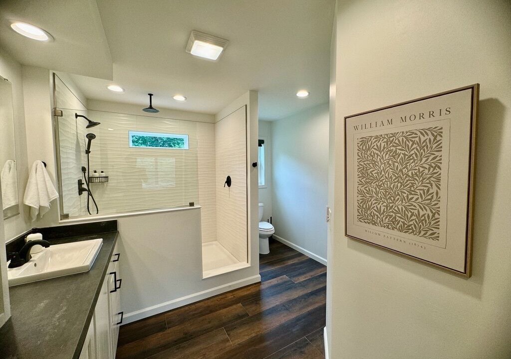 Photo of Bathroom in Crittenden