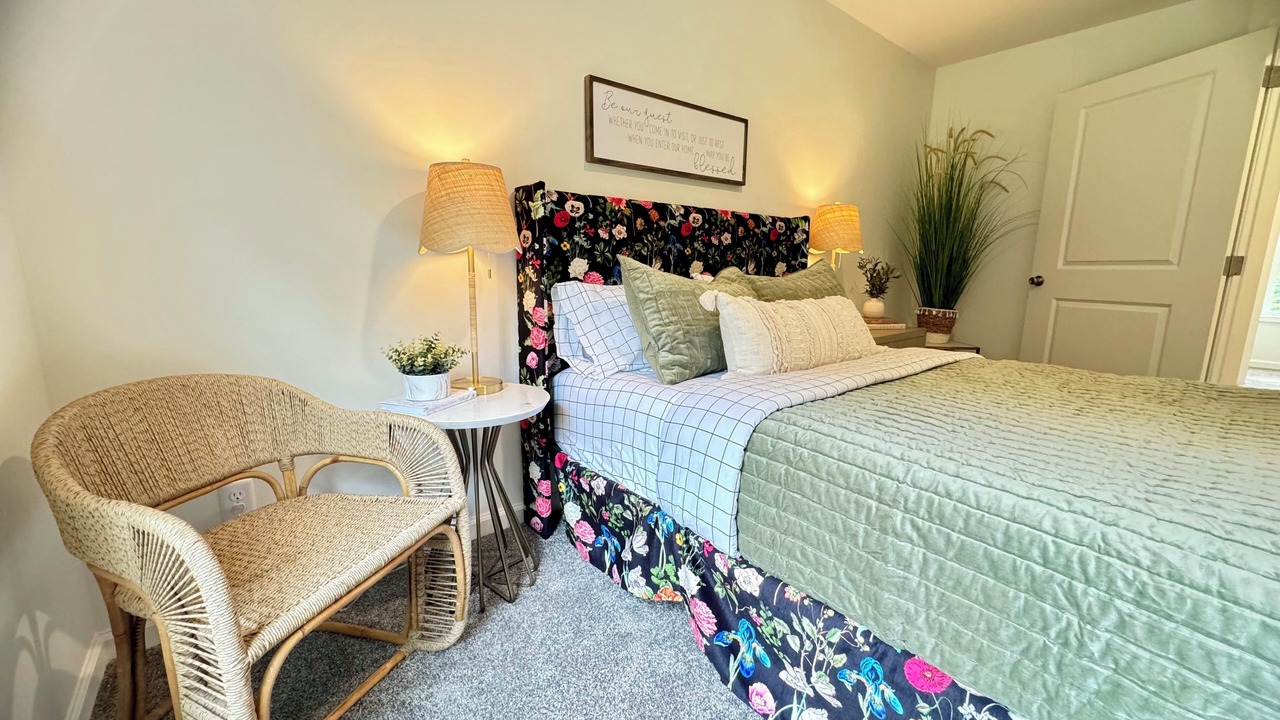 Photo of Bedroom in Crittenden