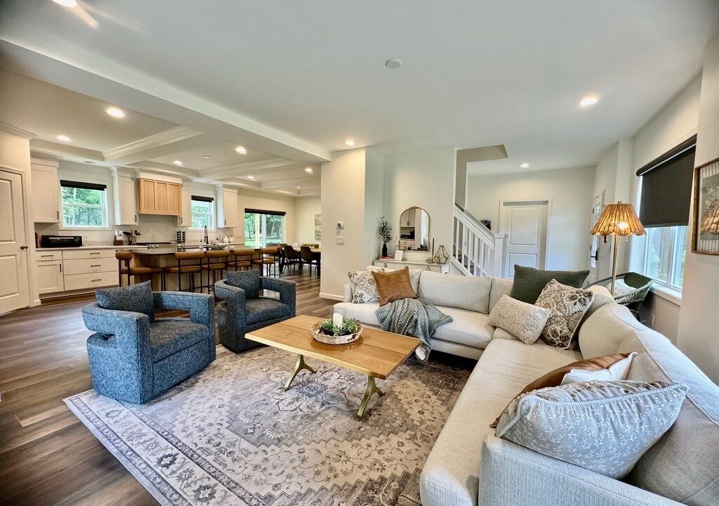 Photo of Livingroom in Crittenden