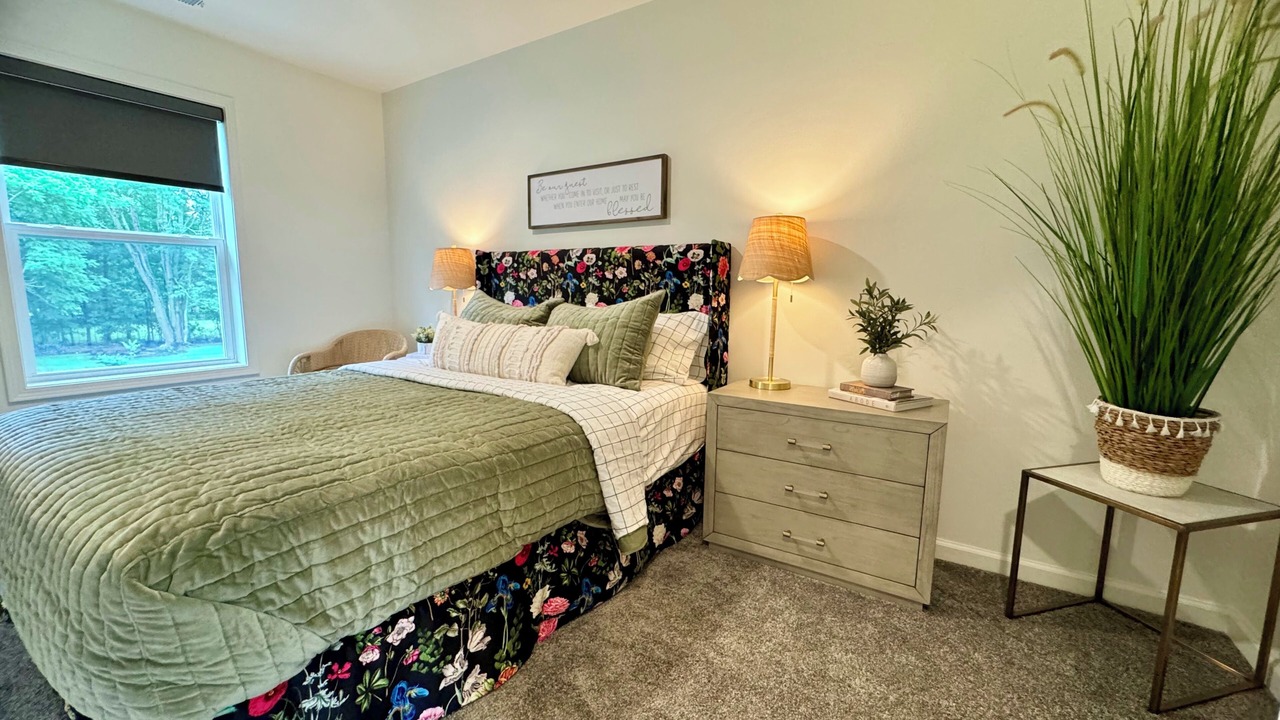 Photo of Bedroom in Crittenden