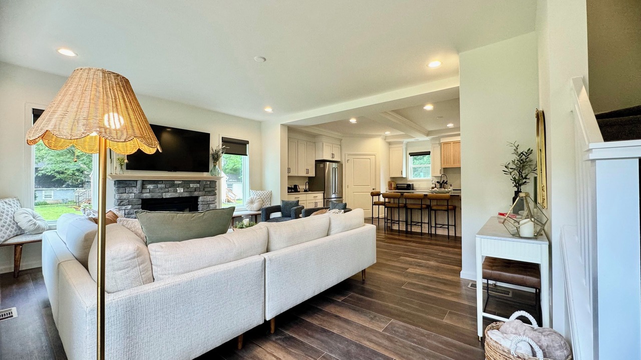 Photo of Livingroom in Crittenden
