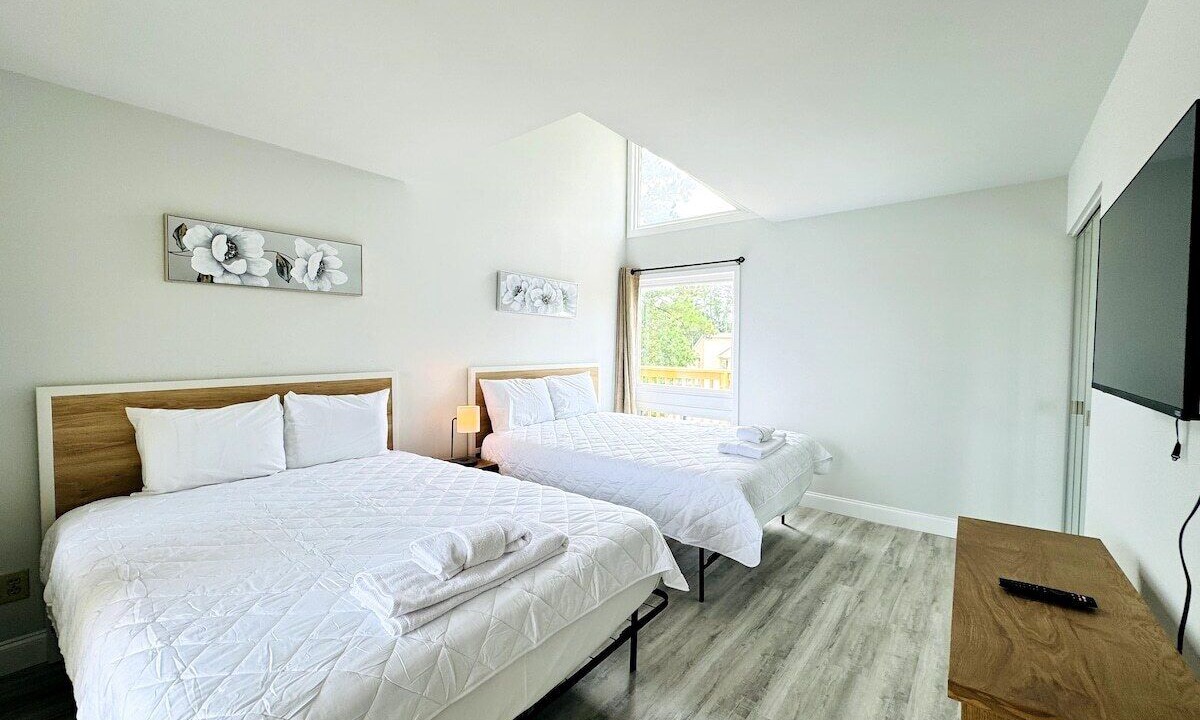 Photo of Bedroom in Little River