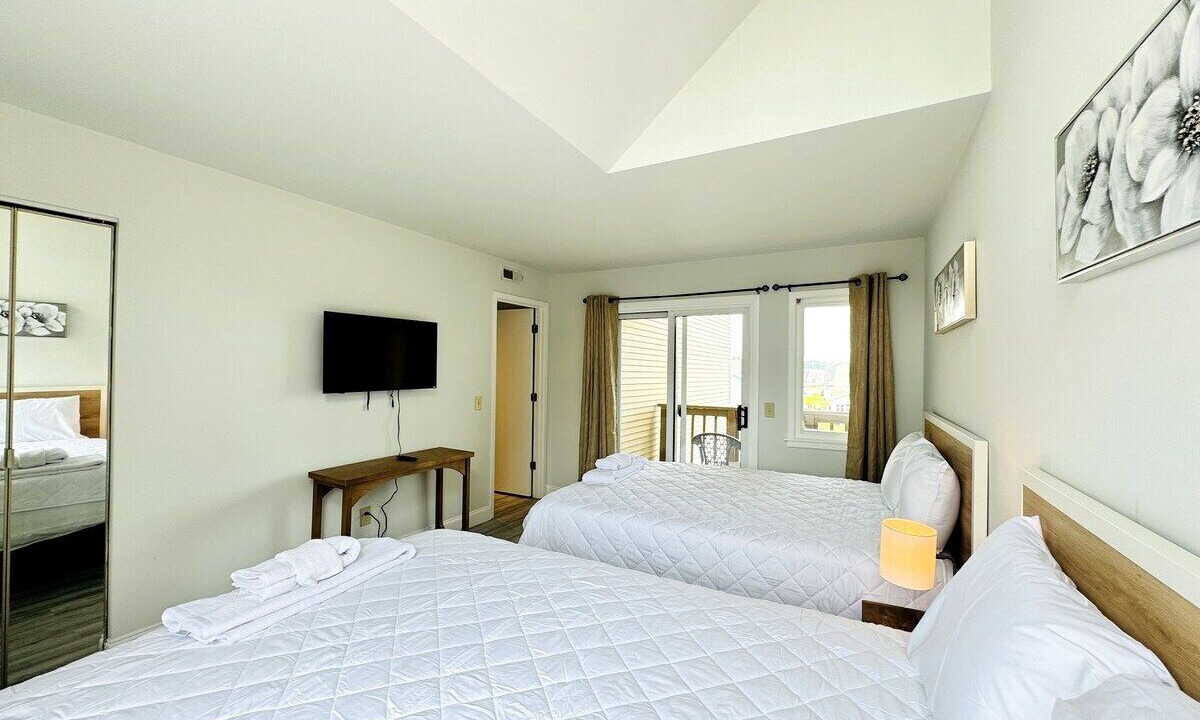 Photo of Bedroom in Little River