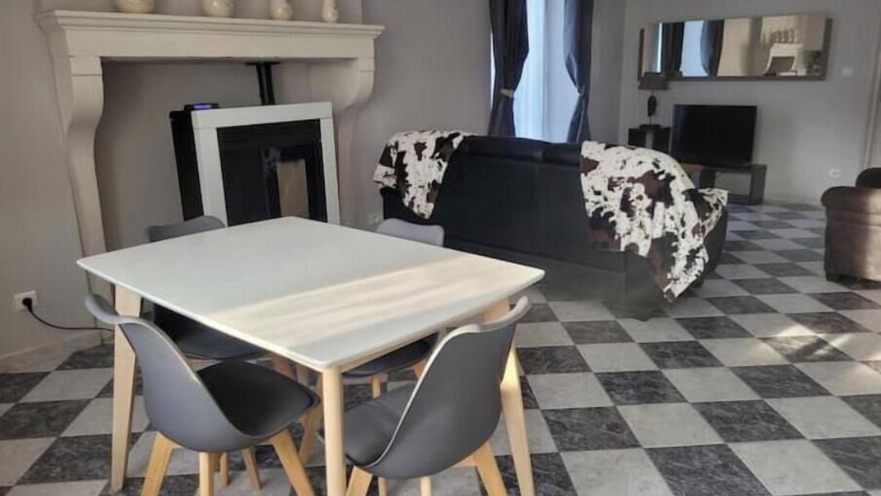 Photo of Others in Fontaine