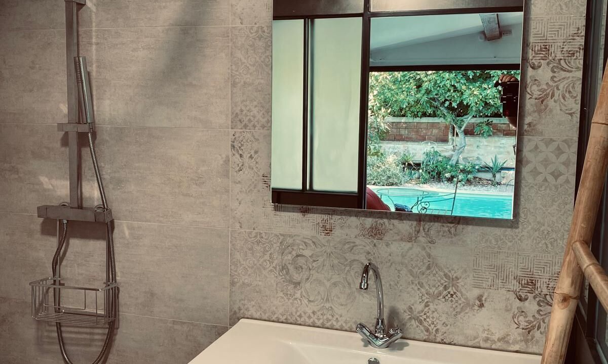 Photo of Bathroom in Sussargues