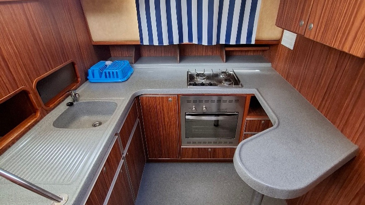 Photo of Kitchen in Chenille-Change